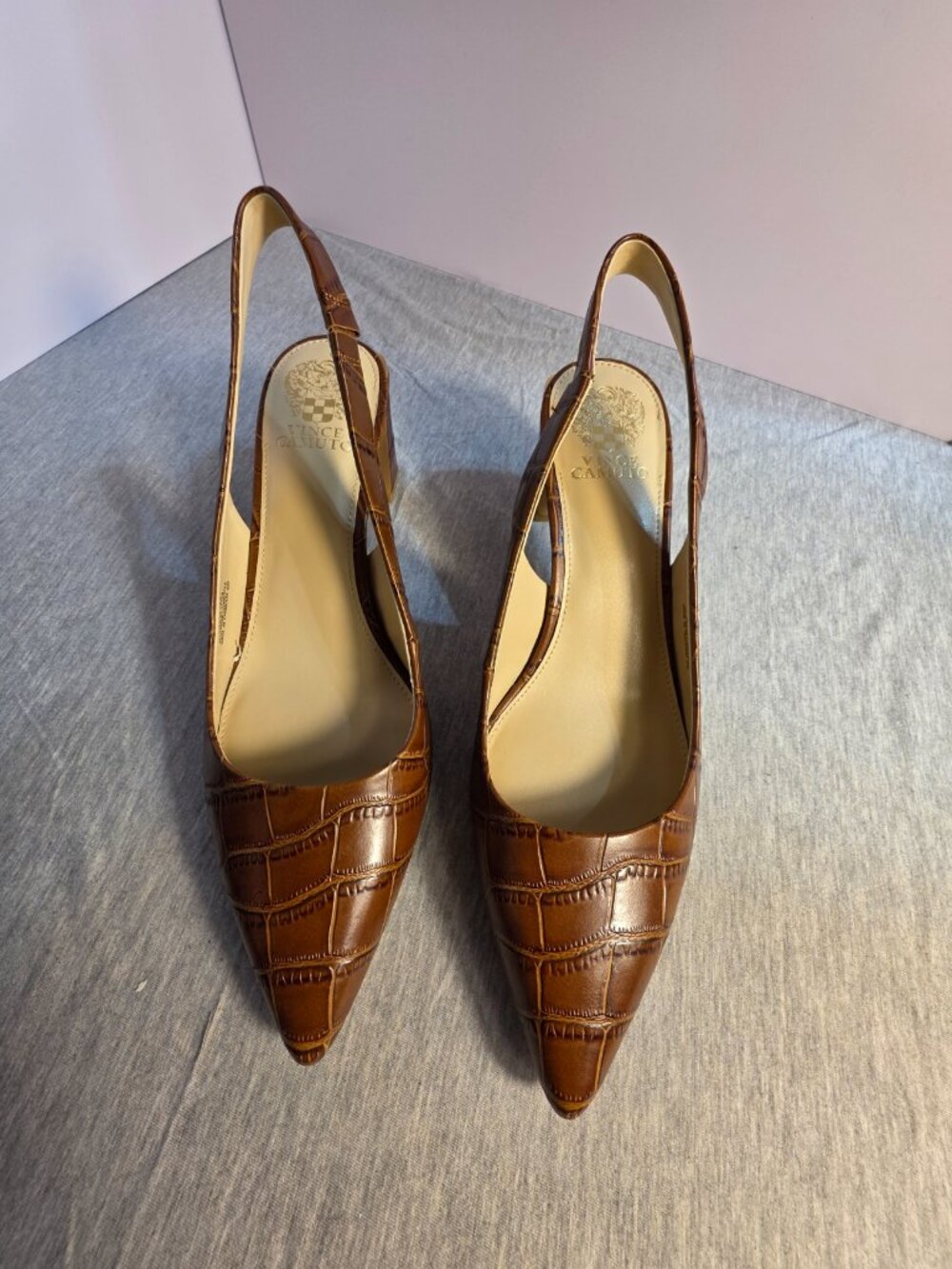 Vince Camuto Hamden Croc Block Heel Slingback Pump Barn Brown Women's 12M - Picture 3 of 9